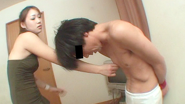現役キックボクサーVSサンドバック志願の男達3