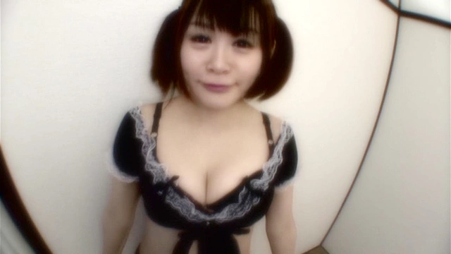 対談うんこ 便所に向かった女優のウンコ姿を覗いてみた