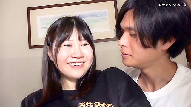 イケメン男優のチンポで処女喪失したい女の子