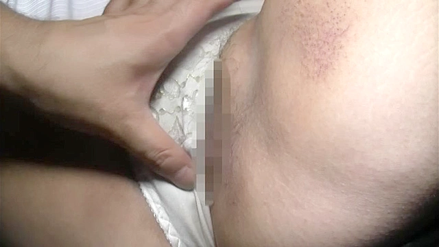 本人自薦 巨乳デブ熟女の臭いパンティ