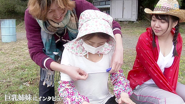 【4K収録】田舎で噂のデカパイ娘を探して川原や畑でパッコンパッコン