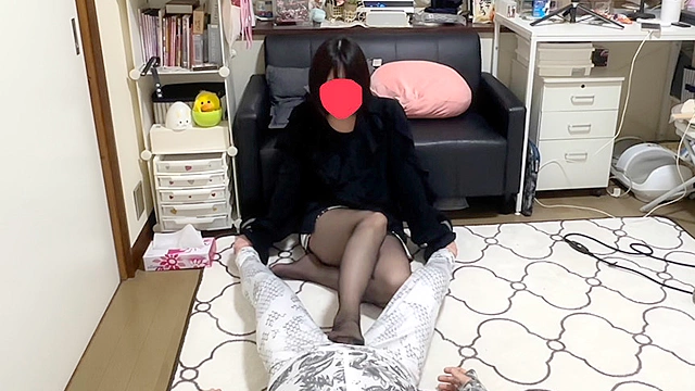 某S女イベントの企画電気アンマ女王決定戦みたいなコーナーで第2位になった実力派ないとさんの電気アンマ地獄