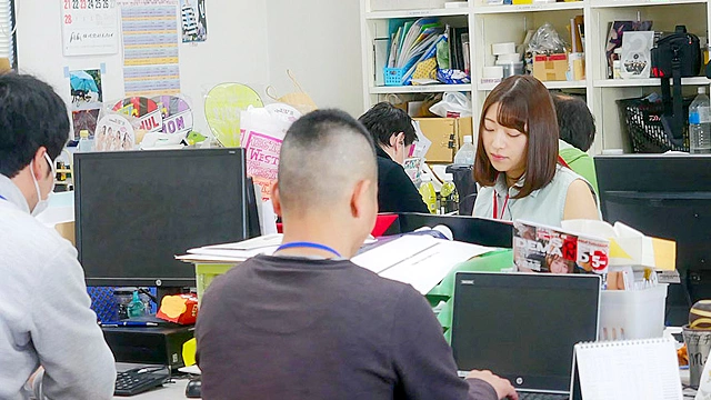 1年間頑張ったご褒美として福利厚生超高級エステをプレゼント！潮吹きオーガズムエステサロンの虜になったSOD入社2年目中山琴葉