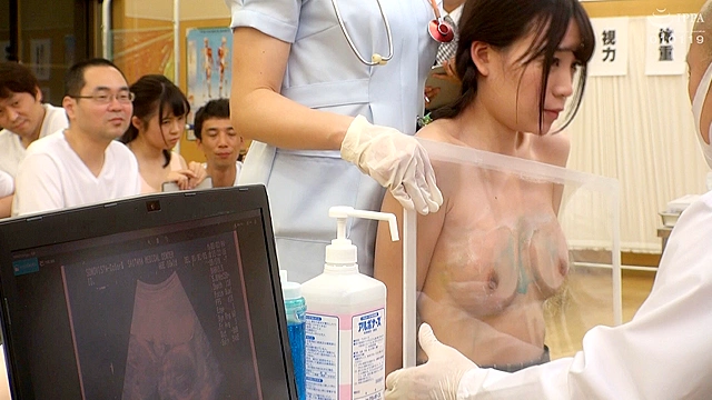 羞恥！衆人が見守る中で全裸にされポロンと飛び出たおっぱいを乳房検診57人300分作品集！