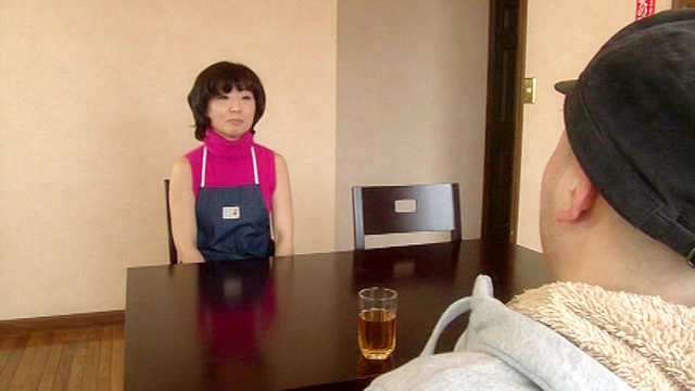 軽井沢に男の予約しか取らない隠れたペンションがあった。