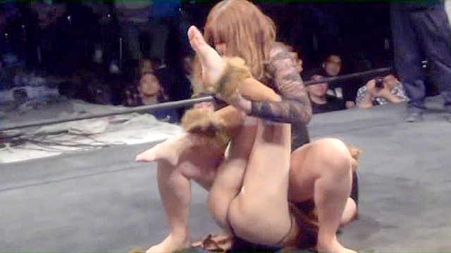 日本最大級ダントツキャットファイトイベント！THE キャットファイトサミット2015～女闘美伝説～ ～若いお母さんvsグラビアアイドルの即尺対決実現！～