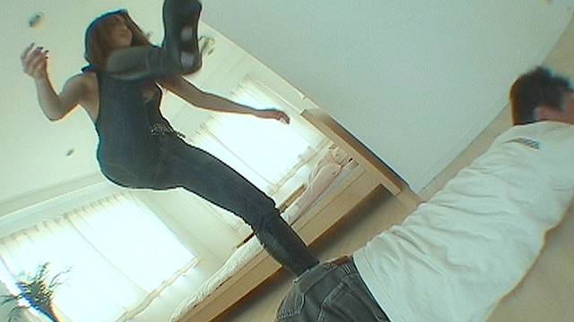 セカンドフェイス非公開映像10 素人女子崇拝倶楽部 素人鬼ギャルにブーツ生脚臭い責めされ聖水便器にされる屈辱