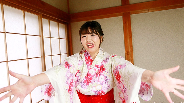 別居初日に息子らほったらかして温泉不倫する変態乳輪奥さん39歳