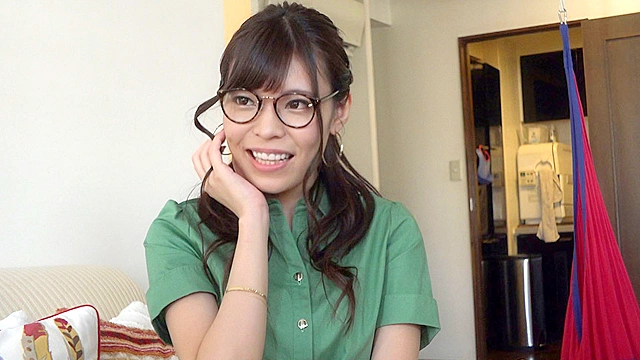 人妻の自宅に上がり込み家族が帰宅しちゃっても何度もイキたがり止まらない痙攣SEX中出し