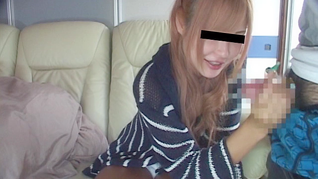 勃起チ○ポから目が離せない！見てるだけじゃガマンできない！実はスケベな素人娘のセンズリ鑑賞 vol.6