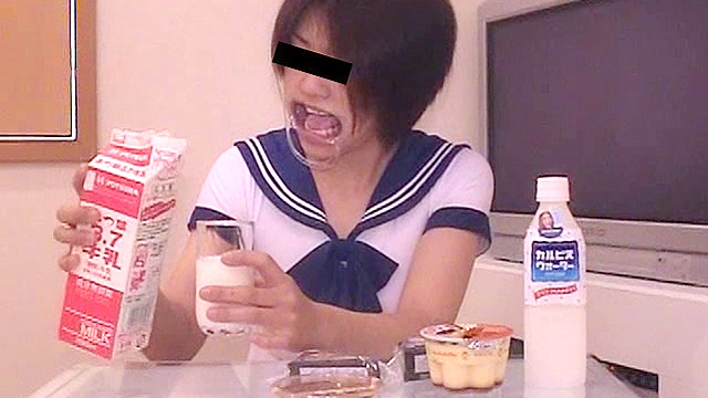 開口で食事01