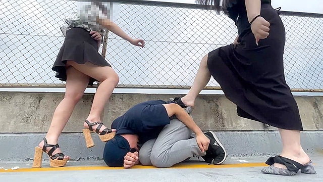 ドSるか様・さくら様・りの様＆地雷系女性様のM男いじめ