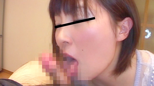 ザーメンごっくんディープスロート 素人娘の丸呑みフェラ