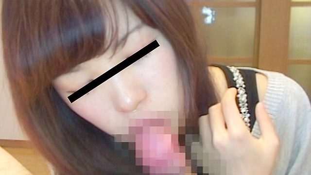 ザーメンごっくんディープスロート 素人娘の丸呑みフェラ