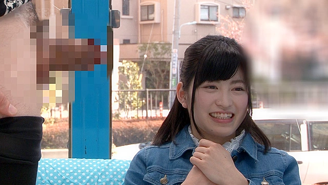 マジックミラー号 都内最新のバスターミナルから出てきた純情上京娘がはじめてのデカチンのどじゃくり体験！！ 地元では見たこともない大きいち○ぽをのど奥まで咥えたらおクチま○こが刺激されグチョグチョになったおま○こに激ピストン！！