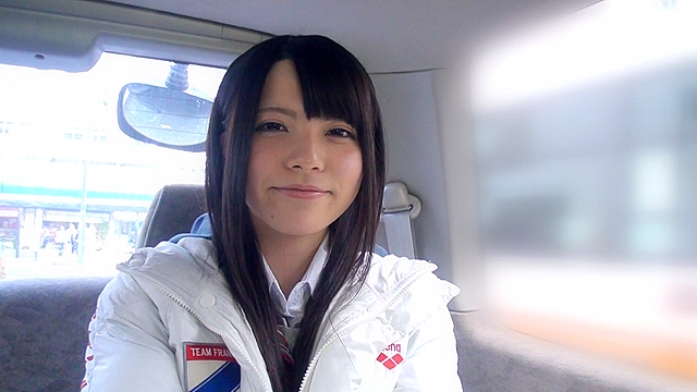 おっぴろげ羞恥ドライブで理性崩壊！～恥ずかしくてすぎてもう無理です！～／村田まい
