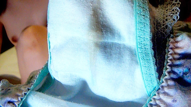 安産型ヒップの清楚系お姉さん かおりさんの大量盛り自然糞