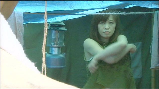 ド迫力 変態人妻熟女 露出狂／マスカキ中毒／公衆便所