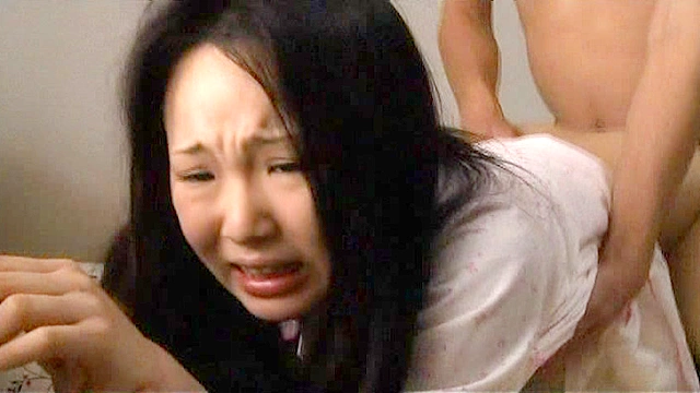 近親相姦も拒まない おじさんやおばさんの中高年SEX160分 世間体なんか考えない本能のまま動物的になる 中高年の生々しいSEX
