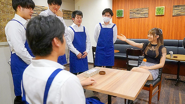 AVデビュー前にバイトしてたお洒落カフェに凄テクお礼参り10分耐えたら中出しセックス 河南実里