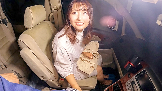 ごっくん大好き！タダまんドスケベ女子！！ 志田みずき
