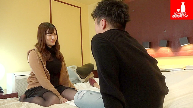 センベロ街で呑んでいる酒好き女たちをナンパ即ハメ