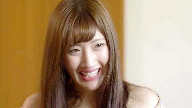 まん・なか 女流作家の秘性活