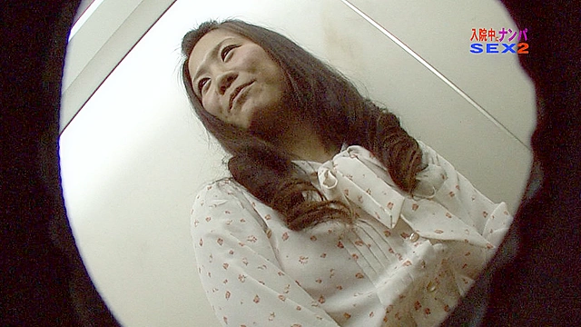 入院中にナンパSEX（2）～看護師・女医・患者・お見舞いに来た女の子をむさぼり尽くす！