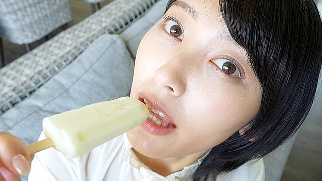 咲村良子  触れあえば…