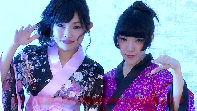 里奈といちごの2穴挿入繋がり！濃厚絶頂レズセックス