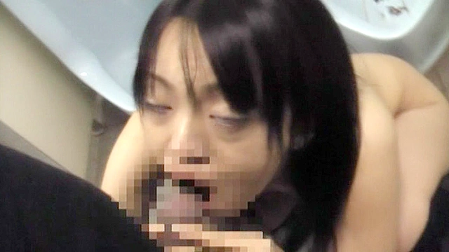 野外○教 露出狂いの女