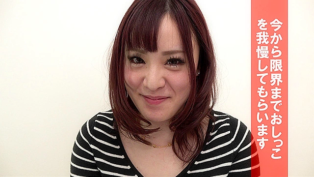 パンティのままでおしっこしてね…と言われてガマンできませんでした  月乃なつき