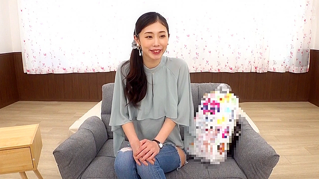 耐えたら賞金100万円！イッたら即ハメ中出し！出産して感度が爆上がりした素人巨乳若奥様が挑戦するピンポイント電マ攻めチャレンジ！人生初のクリトリス直撃攻めでガックガクにアクメた欲求不満妻は、絶頂潮吹きが止まらない！デカチンでピストンされたらナマ中出しも拒めない！～ゆめの編～