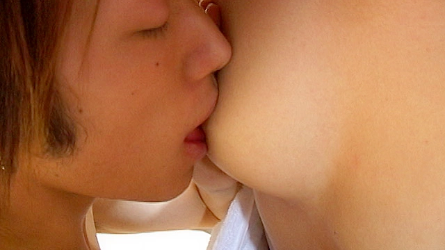 19才イケメン少年が緊張しながらも終始勃起！！女とSEX！
