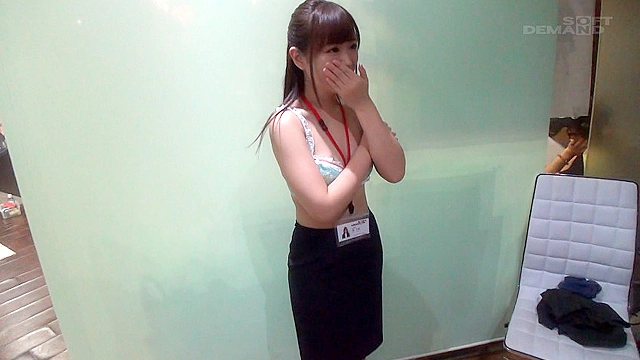 SOD女子社員 業務中社内いきなり野球拳 全てが羞恥の大一番8戦！射精付き！