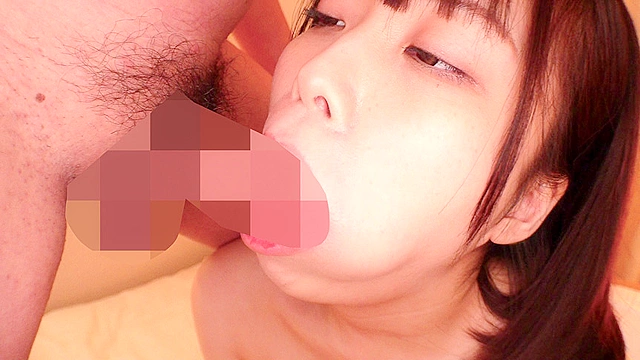 どうしようもない男と結婚したせいで義父に犯され壊れてしまった巨乳妻 ／ 大原あむ