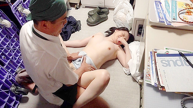 万引き スーパーの人妻たち ●狭マ◯コのドMスレンダー美人妻 ●お色気ムンムン無毛デカパイ妻 ●ムッチムチ巨乳巨尻ドスケベ全開妻