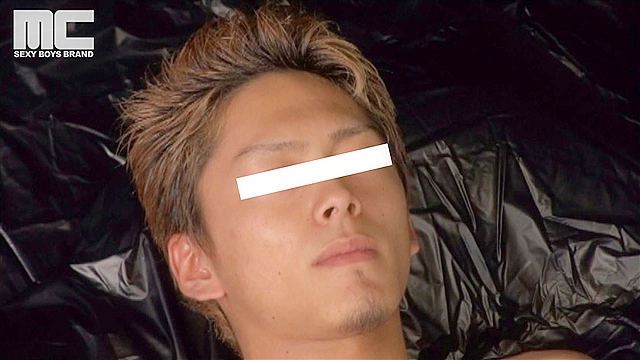 ヤリチンお兄系マサトは男のエロテクに耐えきれるのかっ！？大きくなったチ○ポがパンツからはみ出る！！