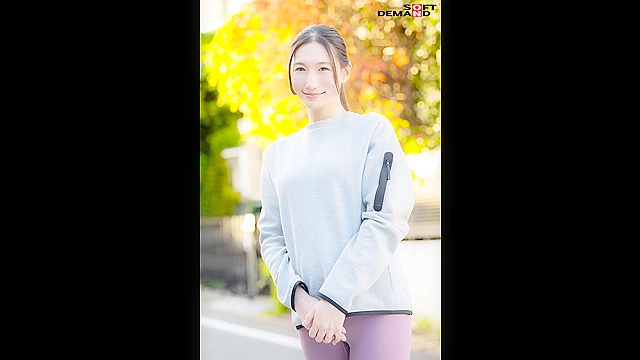 極上のプロポーションと性への好奇心を持て余す高身長170cm美人妻 小谷舞花 29歳 第5章 多忙なスポーツトレーナー妻が仕事と家事の合間を縫って不貞セックスに溺れた3日間のショートタイム不倫。秘密がバレるリスクも鑑みず旦那以外の男に抱かれて火照った身体のまま自宅への帰路につく…
