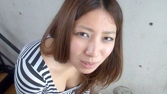 立ちクンニされながら質問に答える女【十三】