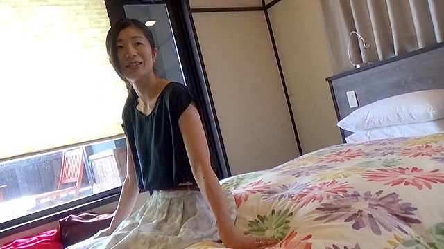 人妻不倫旅行＃178